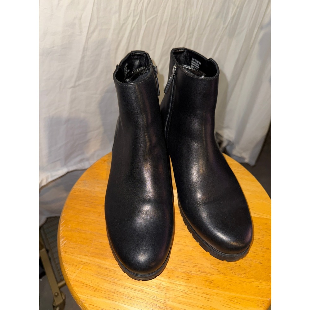 Trotters T2461-001 Black Leather Zip Ankle Boots Womens 10W Wide Lug Sole